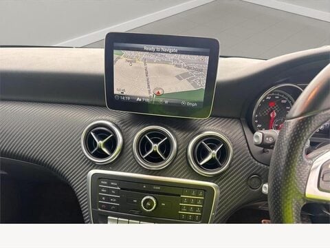 Mercedes-Benz A Class 1.6 A180 AMG Line (Premium) 7G-DCT Euro 6 (s/s) 5dr 7