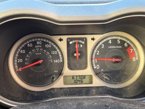 Nissan Note 1.6 16v SE 5dr 15