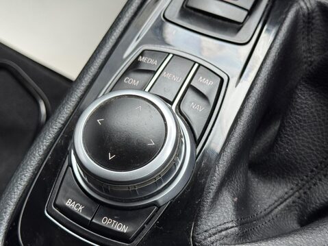 BMW 2 Series 1.5 218i SE Euro 6 (s/s) 5dr 30