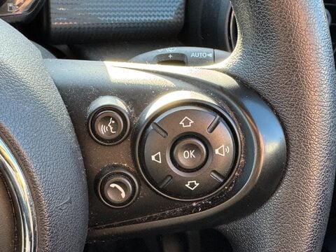 Mini Hatch 1.5 Cooper Classic Euro 6 (s/s) 3dr 17