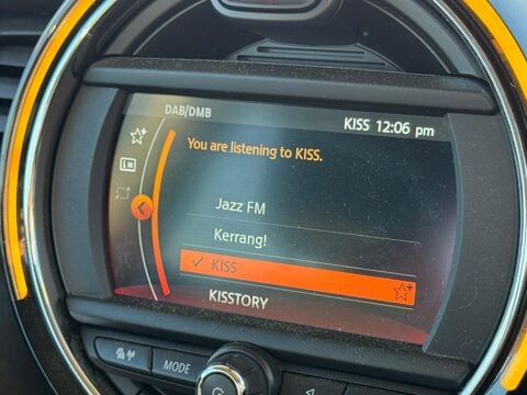 Mini Hatch 1.5 Cooper Classic Euro 6 (s/s) 3dr 13