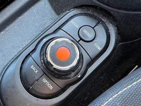 Mini Hatch 1.5 Cooper Classic Euro 6 (s/s) 3dr 15