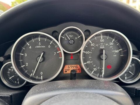 Mazda MX-5 2.0i Sport Roadster Euro 4 2dr 18