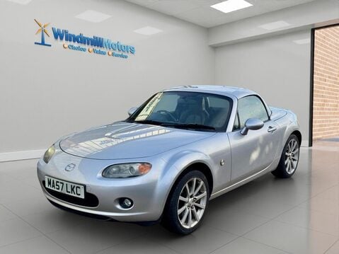 Mazda MX-5 2.0i Sport Roadster Euro 4 2dr 10