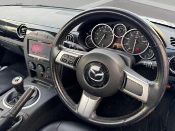 Mazda MX-5 2.0i Sport Roadster Euro 4 2dr