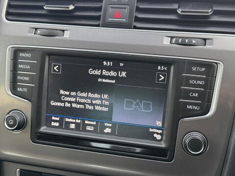 Volkswagen Golf 1.2 TSI BlueMotion Tech S Euro 5 (s/s) 5dr 15