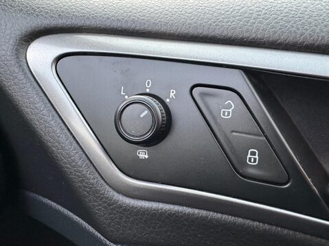 Volkswagen Golf 1.2 TSI BlueMotion Tech S Euro 5 (s/s) 5dr 26