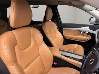 Volvo XC90 2.0 D5 Momentum Geartronic 4WD Euro 6 (s/s) 5dr