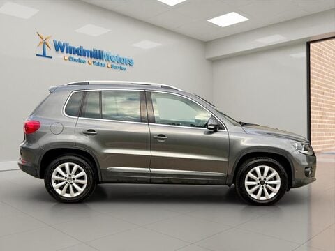 Volkswagen Tiguan 2.0 TDI BlueMotion Tech Match DSG 4WD Euro 6 (s/s) 5dr 3