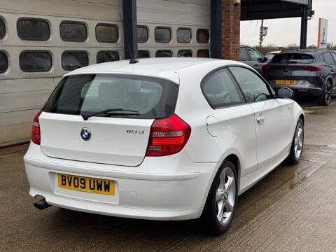 BMW 1 Series 2.0 118d Sport Euro 5 3dr 7