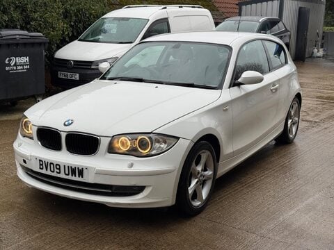 BMW 1 Series 2.0 118d Sport Euro 5 3dr 4