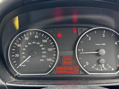 BMW 1 Series 2.0 118d Sport Euro 5 3dr 16