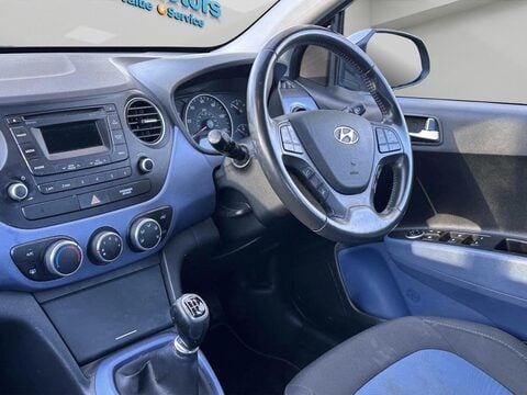 Hyundai i10 1.2 Premium Euro 5 5dr 2