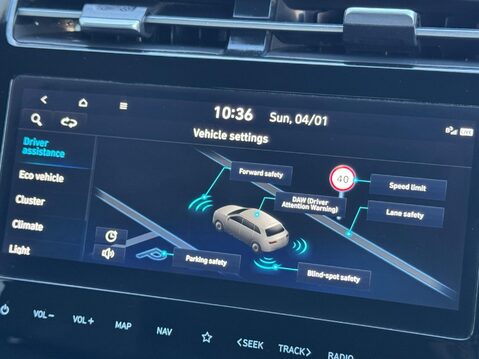 Hyundai TUCSON 1.6 h T-GDi Premium Auto Euro 6 (s/s) 5dr 28