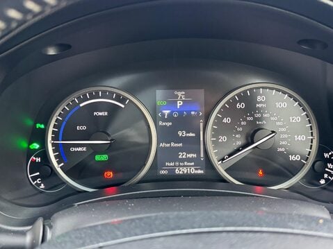 Lexus NX 2.5 300h Premier E-CVT 4WD Euro 6 (s/s) 5dr 47