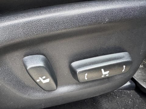 Lexus NX 2.5 300h Premier E-CVT 4WD Euro 6 (s/s) 5dr 43