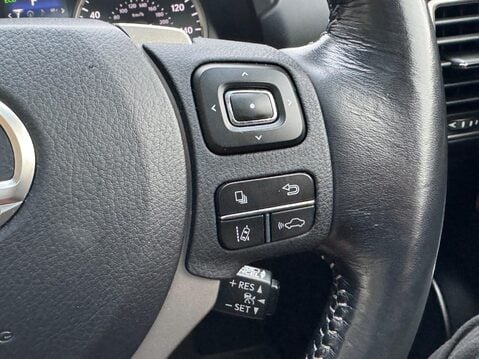 Lexus NX 2.5 300h Premier E-CVT 4WD Euro 6 (s/s) 5dr 36