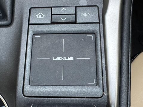 Lexus NX 2.5 300h Premier E-CVT 4WD Euro 6 (s/s) 5dr 33