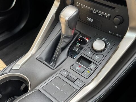Lexus NX 2.5 300h Premier E-CVT 4WD Euro 6 (s/s) 5dr 28