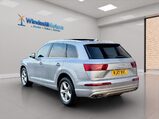 Audi Q7 3.0 TDI V6 SE Tiptronic quattro Euro 6 (s/s) 5dr 9