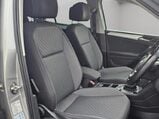 Volkswagen Tiguan 2.0 TDI SE Navigation DSG 4Motion Euro 6 (s/s) 5dr 6
