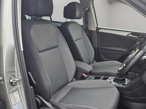 Volkswagen Tiguan 2.0 TDI SE Navigation DSG 4Motion Euro 6 (s/s) 5dr 6