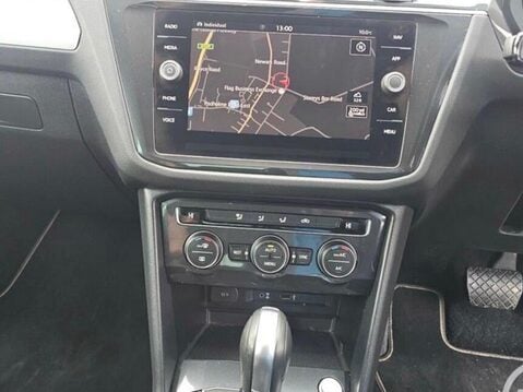 Volkswagen Tiguan 2.0 TDI SE Navigation DSG 4Motion Euro 6 (s/s) 5dr 7
