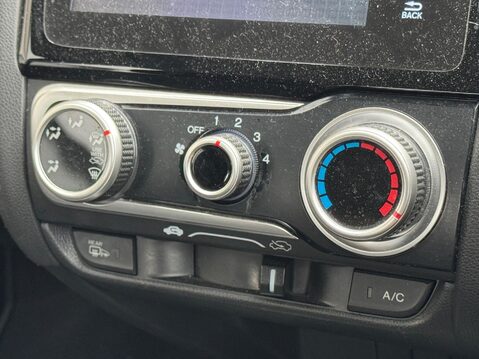 Honda Jazz 1.3 i-VTEC SE CVT Euro 6 (s/s) 5dr 16