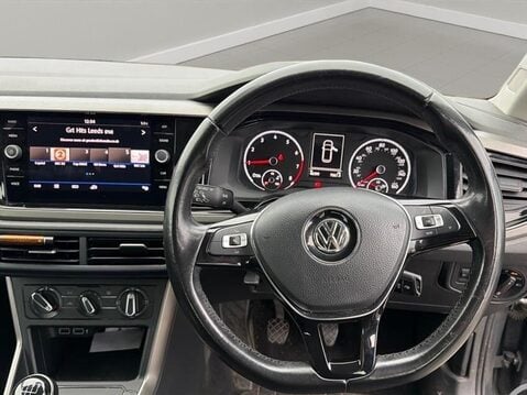 Volkswagen Polo 1.0 SE Euro 6 (s/s) 5dr 2