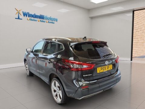 Nissan Qashqai 1.3 DIG-T Tekna Euro 6 (s/s) 5dr 3