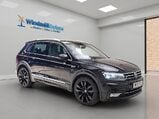 Volkswagen Tiguan 2.0 TDI BlueMotion Tech R-Line 4Motion Euro 6 (s/s) 5dr 1
