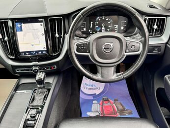 Volvo XC60 2.0 T5 Momentum Auto AWD Euro 6 (s/s) 5dr