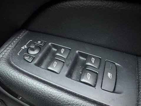 Volvo XC60 2.0 T5 Momentum Auto AWD Euro 6 (s/s) 5dr 13