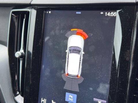 Volvo XC60 2.0 T5 Momentum Auto AWD Euro 6 (s/s) 5dr 7