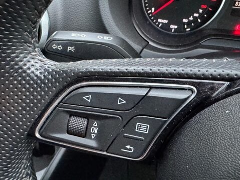 Audi A3 1.5 TFSI CoD 35 S line Sportback Euro 6 (s/s) 5dr 25