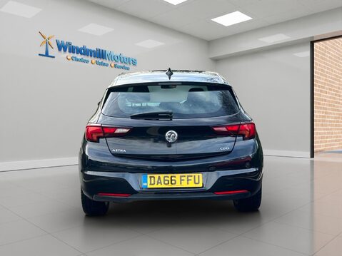 Vauxhall Astra 1.6 CDTi BlueInjection SRi Nav Euro 6 (s/s) 5dr 8