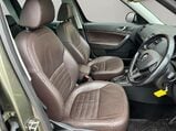 Skoda Yeti 2.0 TDI Laurin & Klement Outdoor DSG 4WD Euro 5 5dr 4