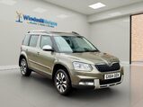 Skoda Yeti 2.0 TDI Laurin & Klement Outdoor DSG 4WD Euro 5 5dr 1
