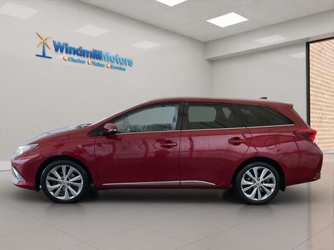 Toyota Auris 1.2 VVT-i Excel Touring Sports CVT Euro 6 (s/s) 5dr (Safety Sense) 8