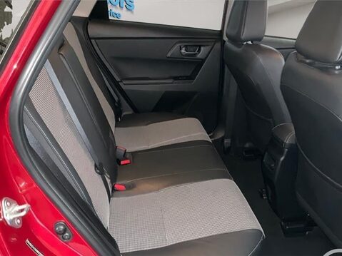 Toyota Auris 1.2 VVT-i Excel Touring Sports CVT Euro 6 (s/s) 5dr (Safety Sense) 10