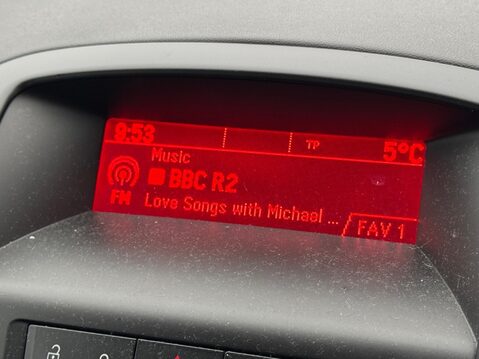 Vauxhall Astra 1.6 16v ES Euro 5 5dr 12