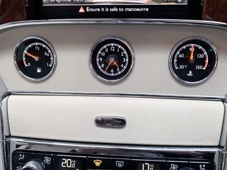 Bentley Mulsanne V8 73