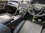 Bentley Bentayga V8 37
