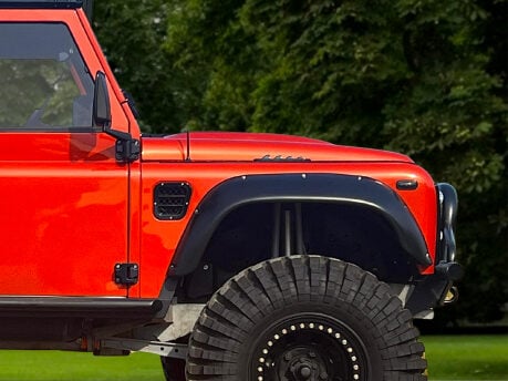 Land Rover Defender 90 Custom Build 12