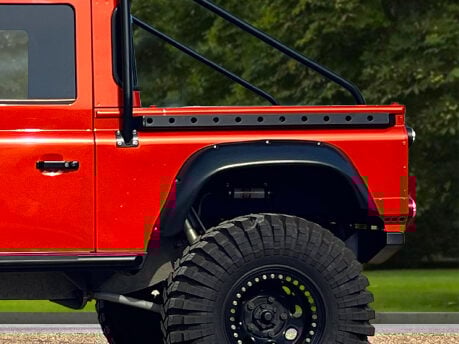 Land Rover Defender 90 Custom Build 10