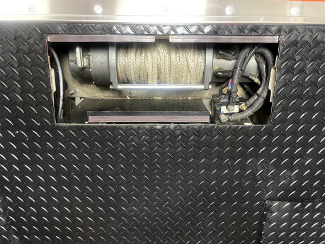 Land Rover Defender 90 Custom Build 109