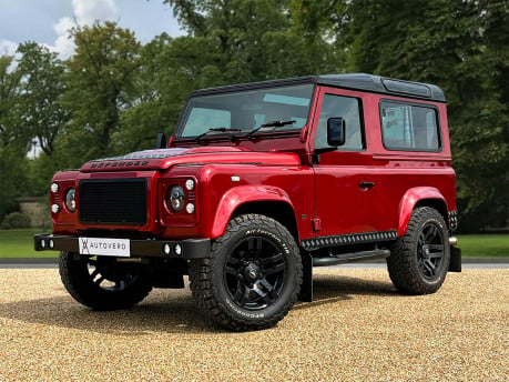 Land Rover Defender 90 COUNTY HARD TOP 1