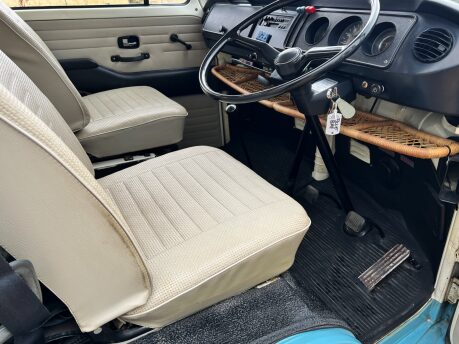 Volkswagen Transporter Dormobile Campervan 38