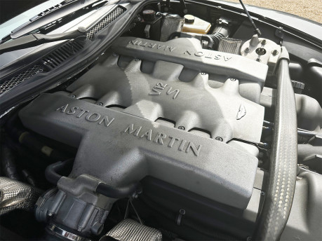 Aston Martin Vanquish V12 S 66