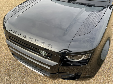 Land Rover Defender V8 30